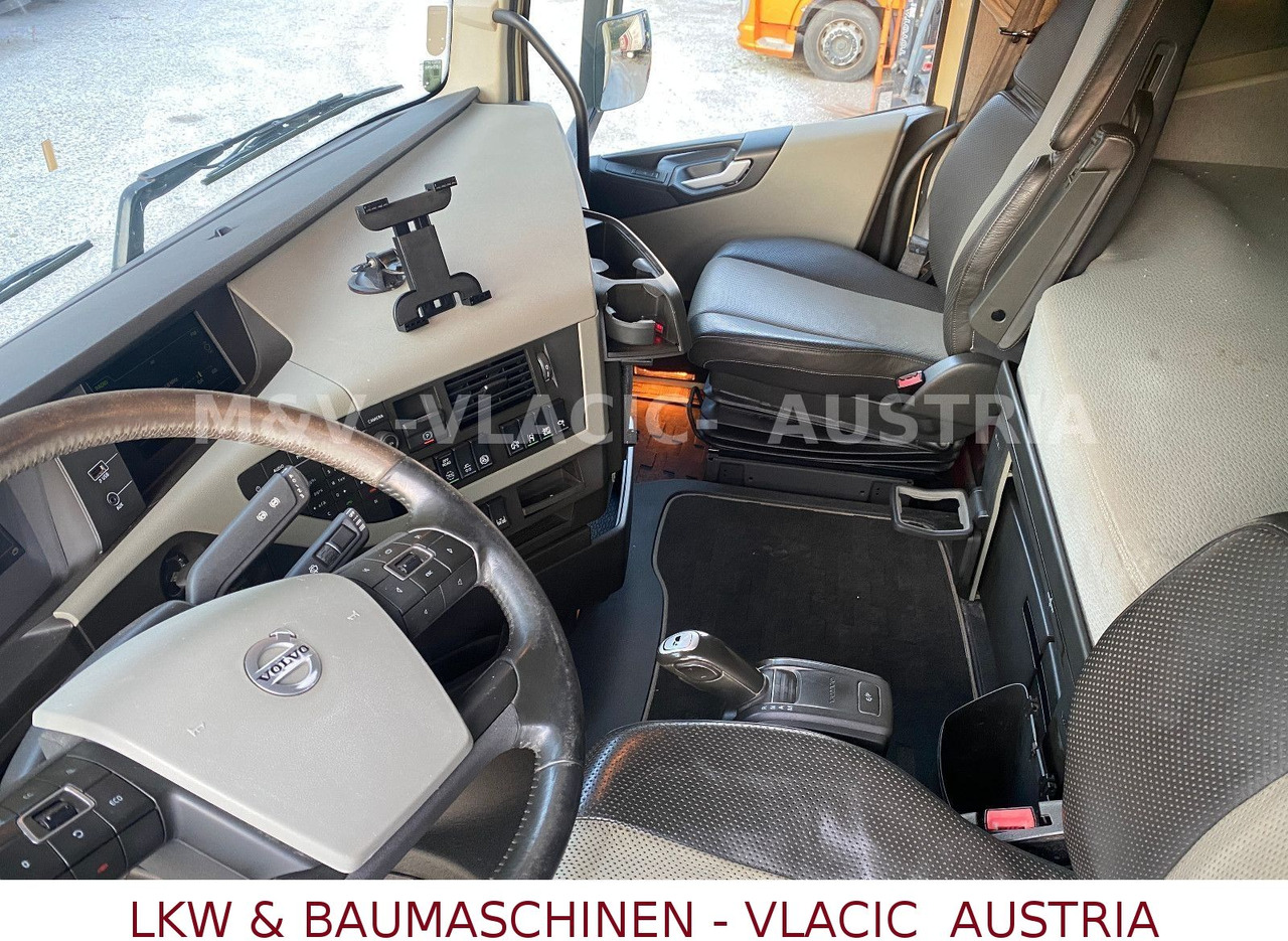 Volvo FH 540 (6X4) D13K540 - Φορτηγό ξυλείας: φωτογραφία 4 Volvo FH 540 (6X4) D13K540 - Φορτηγό ξυλείας: φωτογραφία 4