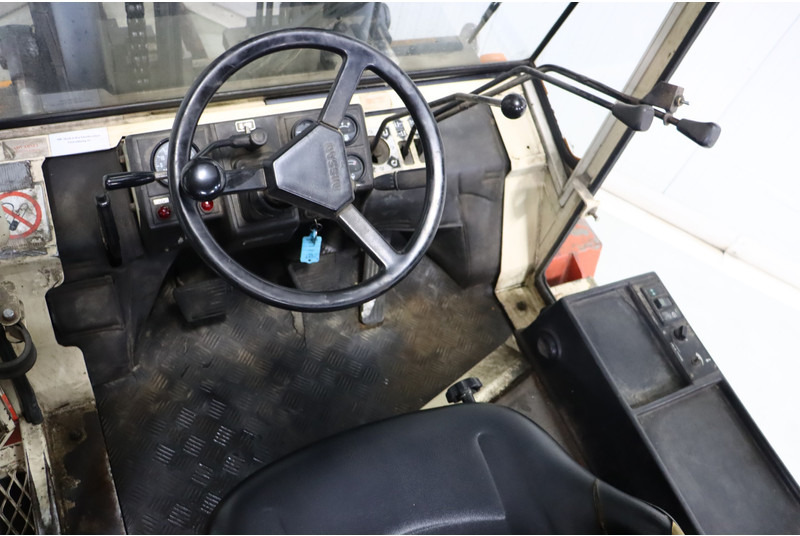 Nissan VF05H70U - Πετρελαιοκίνητο περονοφόρο: φωτογραφία 2 Nissan VF05H70U - Πετρελαιοκίνητο περονοφόρο: φωτογραφία 2