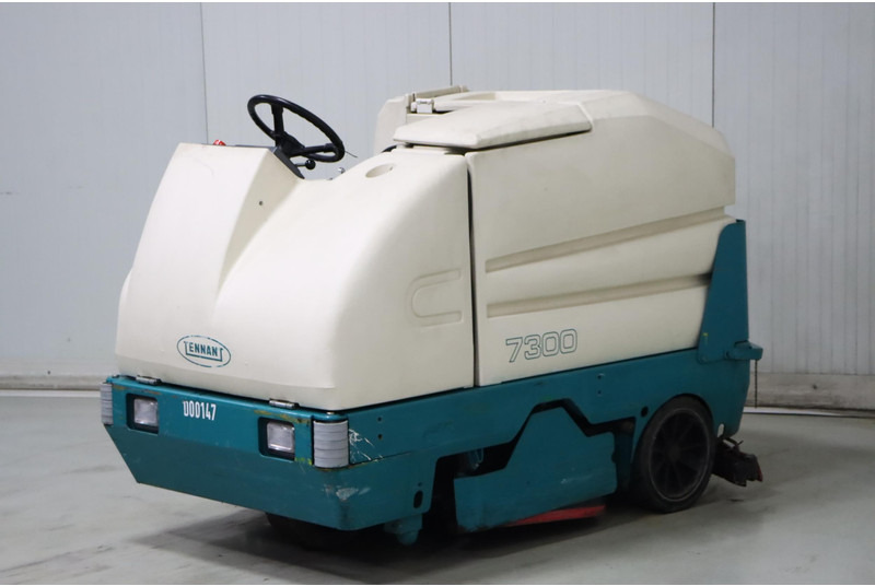 TENNANT 7300E - Μηχάνημα πλύσης-στέγνωσης: φωτογραφία 3 TENNANT 7300E - Μηχάνημα πλύσης-στέγνωσης: φωτογραφία 3