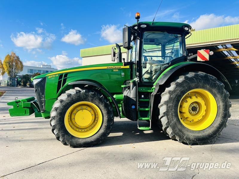 John Deere 8370R E23 PowerShift - Τρακτέρ: φωτογραφία 5 John Deere 8370R E23 PowerShift - Τρακτέρ: φωτογραφία 5