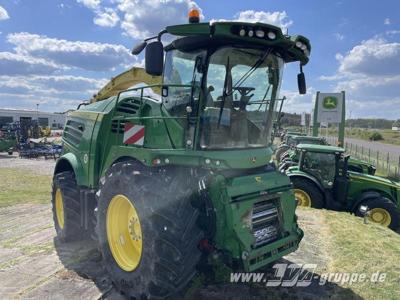 John Deere 8400 - Τρακτέρ: φωτογραφία 1 John Deere 8400 - Τρακτέρ: φωτογραφία 1