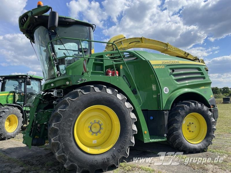 John Deere 8400 - Τρακτέρ: φωτογραφία 4 John Deere 8400 - Τρακτέρ: φωτογραφία 4