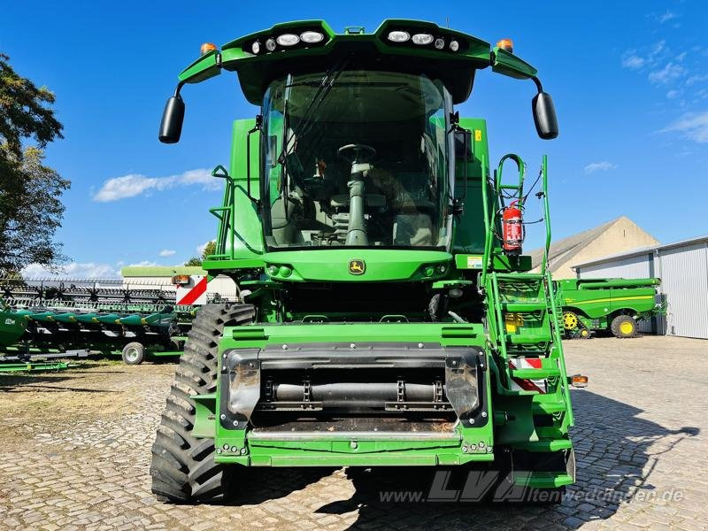 John Deere S790 - Θεριζοαλωνιστική μηχανή: φωτογραφία 2 John Deere S790 - Θεριζοαλωνιστική μηχανή: φωτογραφία 2