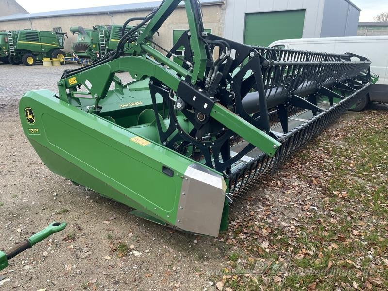 John Deere T670 i - Θεριζοαλωνιστική μηχανή: φωτογραφία 2 John Deere T670 i - Θεριζοαλωνιστική μηχανή: φωτογραφία 2