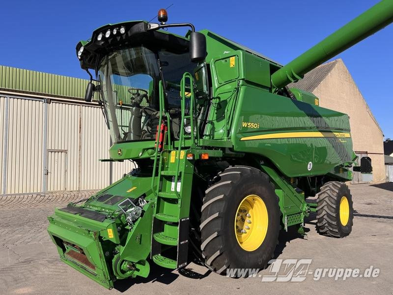 John Deere W550 - Θεριζοαλωνιστική μηχανή: φωτογραφία 2 John Deere W550 - Θεριζοαλωνιστική μηχανή: φωτογραφία 2