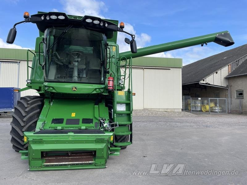 John Deere W550 - Θεριζοαλωνιστική μηχανή: φωτογραφία 2 John Deere W550 - Θεριζοαλωνιστική μηχανή: φωτογραφία 2