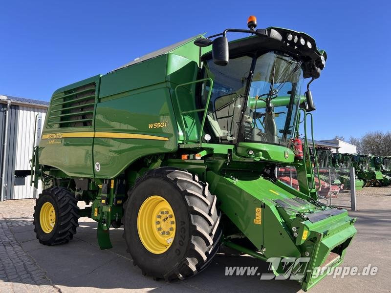 John Deere W550 - Θεριζοαλωνιστική μηχανή: φωτογραφία 5 John Deere W550 - Θεριζοαλωνιστική μηχανή: φωτογραφία 5