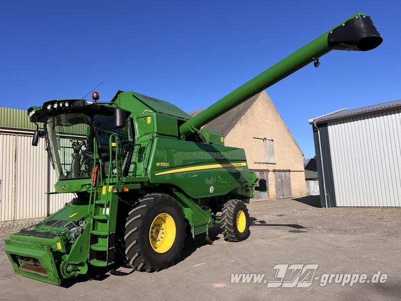 John Deere W550 - Θεριζοαλωνιστική μηχανή: φωτογραφία 1 John Deere W550 - Θεριζοαλωνιστική μηχανή: φωτογραφία 1