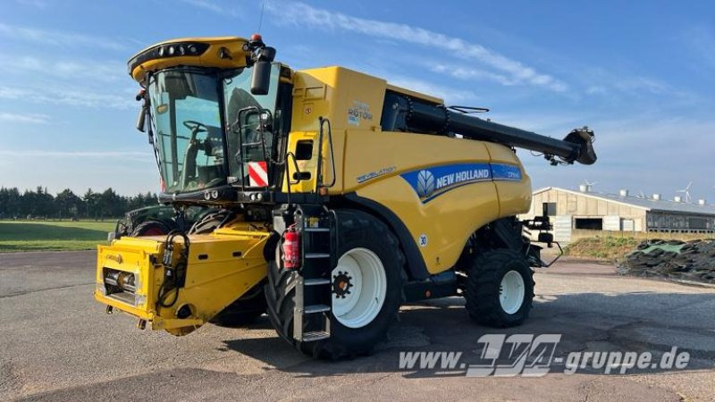New Holland CR9.90 - Θεριζοαλωνιστική μηχανή: φωτογραφία 1 New Holland CR9.90 - Θεριζοαλωνιστική μηχανή: φωτογραφία 1