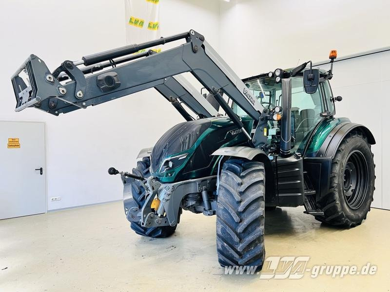 Valtra T174 - Τρακτέρ: φωτογραφία 1 Valtra T174 - Τρακτέρ: φωτογραφία 1