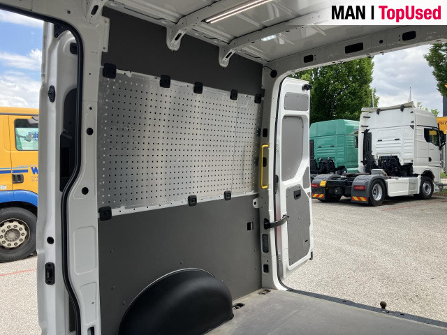 MAN TGE 3.180 4X2F SB - Βαν: φωτογραφία 2 MAN TGE 3.180 4X2F SB - Βαν: φωτογραφία 2