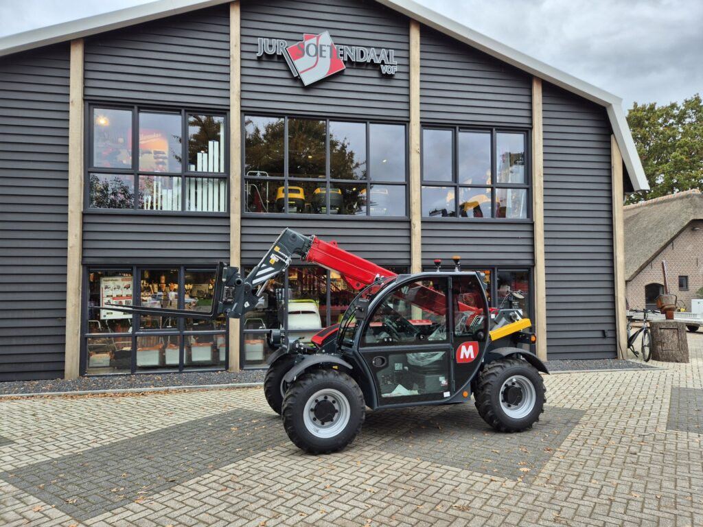 MAGNI TH 3.6 - Τηλεσκοπικός φορτωτής: φωτογραφία 1 MAGNI TH 3.6 - Τηλεσκοπικός φορτωτής: φωτογραφία 1