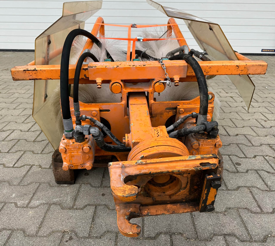 Unimog Doppelwaschbürste Mulag DWB - Σκούπα: φωτογραφία 2 Unimog Doppelwaschbürste Mulag DWB - Σκούπα: φωτογραφία 2