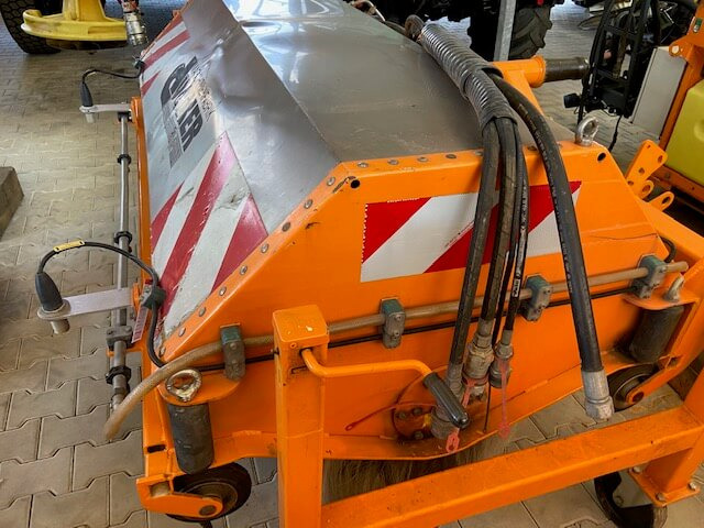 Unimog Tunnelwaschbürste Dücker TWA18/1 - Σκούπα: φωτογραφία 4 Unimog Tunnelwaschbürste Dücker TWA18/1 - Σκούπα: φωτογραφία 4