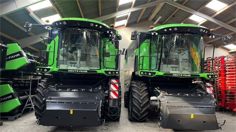 Deutz-fahr 7206 With 24feed - 7.2m header. New and unused Com - Θεριζοαλωνιστική μηχανή: φωτογραφία 2 Deutz-fahr 7206 With 24feed - 7.2m header. New and unused Com - Θεριζοαλωνιστική μηχανή: φωτογραφία 2