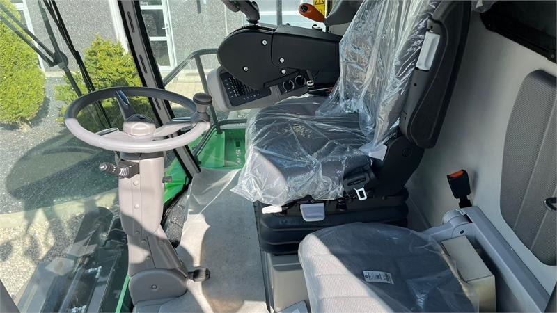 Deutz-fahr C7206 With 24feed - 7.2m header. New and unused Co - Θεριζοαλωνιστική μηχανή: φωτογραφία 3 Deutz-fahr C7206 With 24feed - 7.2m header. New and unused Co - Θεριζοαλωνιστική μηχανή: φωτογραφία 3