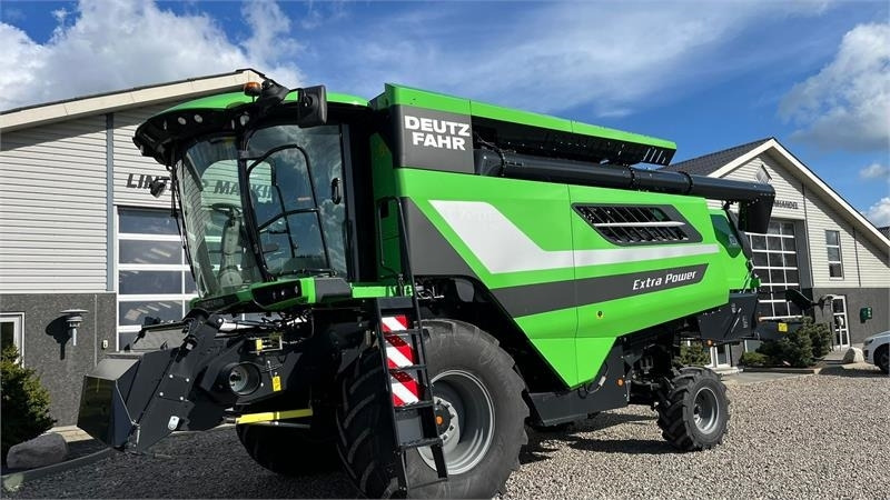 Deutz-fahr C7206 With 24feed - 7.2m header. New and unused Co - Θεριζοαλωνιστική μηχανή: φωτογραφία 2 Deutz-fahr C7206 With 24feed - 7.2m header. New and unused Co - Θεριζοαλωνιστική μηχανή: φωτογραφία 2