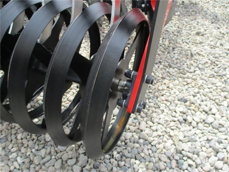Dexwal Mamut 4 m med v-rings pakker og 560 mm tallerkner - Δισκοσβάρνα: φωτογραφία 4 Dexwal Mamut 4 m med v-rings pakker og 560 mm tallerkner - Δισκοσβάρνα: φωτογραφία 4