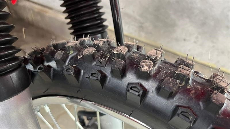 Honda CRF 125 F DEMO. Rigtig crosser med gear og kobling - Τετράκλινα: φωτογραφία 5 Honda CRF 125 F DEMO. Rigtig crosser med gear og kobling - Τετράκλινα: φωτογραφία 5