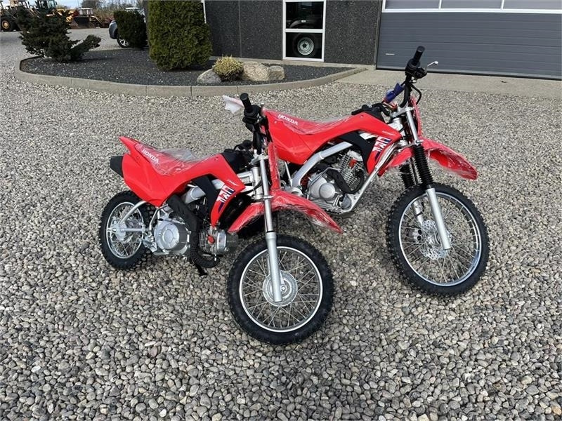 Τετράκλινα Honda CRF 125 FB Den helt nye model: φωτογραφία 20 Τετράκλινα Honda CRF 125 FB Den helt nye model: φωτογραφία 20
