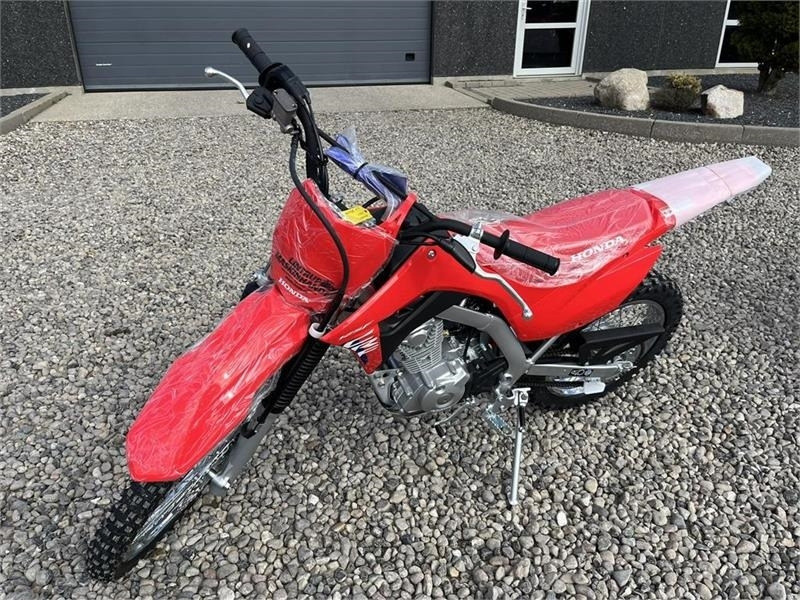 Τετράκλινα Honda CRF 125 FB Den helt nye model: φωτογραφία 9 Τετράκλινα Honda CRF 125 FB Den helt nye model: φωτογραφία 9