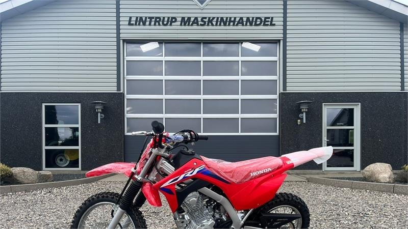 Honda CRF 125 F - Τετράκλινα: φωτογραφία 1 Honda CRF 125 F - Τετράκλινα: φωτογραφία 1