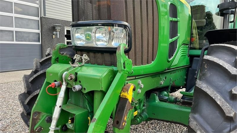 John Deere 6930 AutoPower med frontlift og front PTO - Τρακτέρ: φωτογραφία 5 John Deere 6930 AutoPower med frontlift og front PTO - Τρακτέρ: φωτογραφία 5