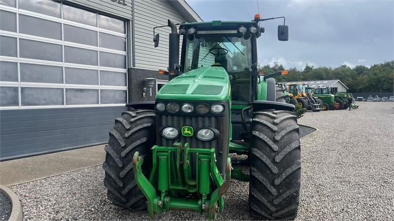 Τρακτέρ John Deere 8230 Med frontlift: φωτογραφία 10