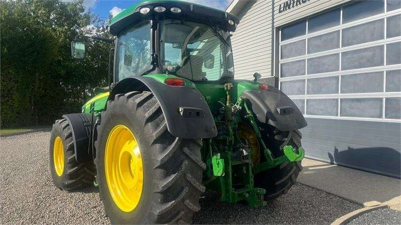 Τρακτέρ John Deere 8320R: φωτογραφία 11 Τρακτέρ John Deere 8320R: φωτογραφία 11