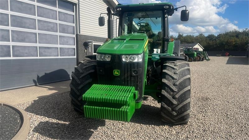 Τρακτέρ John Deere 8320R: φωτογραφία 9 Τρακτέρ John Deere 8320R: φωτογραφία 9