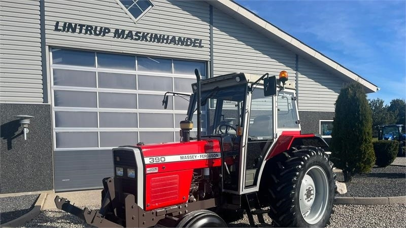 Massey Ferguson 390 HiLine med frontlift - Τρακτέρ: φωτογραφία 2 Massey Ferguson 390 HiLine med frontlift - Τρακτέρ: φωτογραφία 2