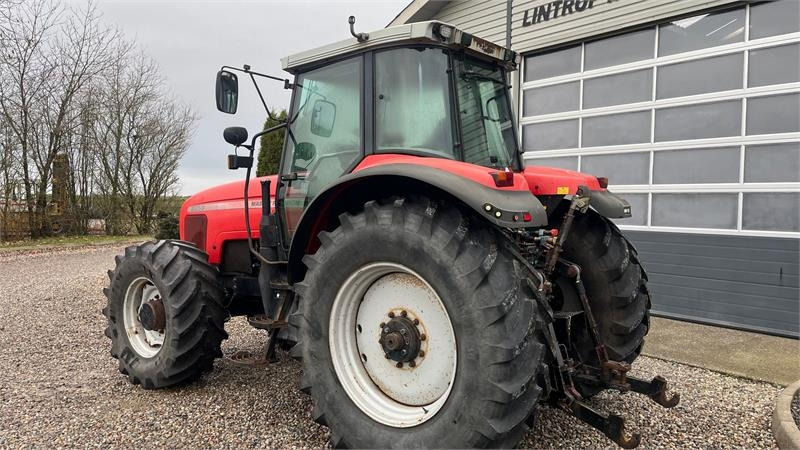 Massey Ferguson 8250 Powercontrol - Τρακτέρ: φωτογραφία 3 Massey Ferguson 8250 Powercontrol - Τρακτέρ: φωτογραφία 3