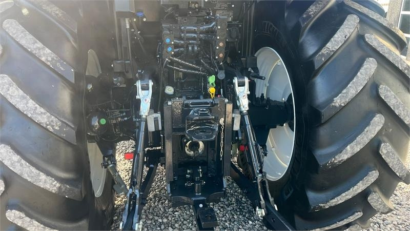 New Holland T6.165 AutoCommannd med frontlift - Τρακτέρ: φωτογραφία 5 New Holland T6.165 AutoCommannd med frontlift - Τρακτέρ: φωτογραφία 5