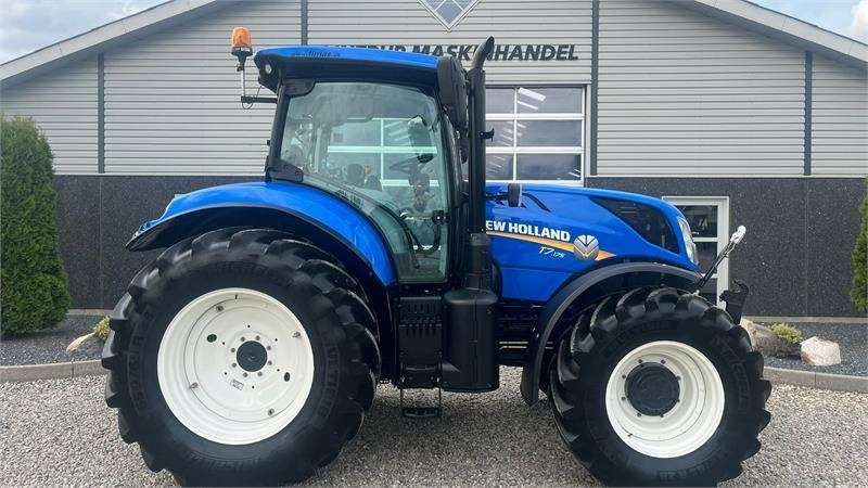 Τρακτέρ New Holland T7.175 RangeCommand med frontlift. Meget velholdt: φωτογραφία 9