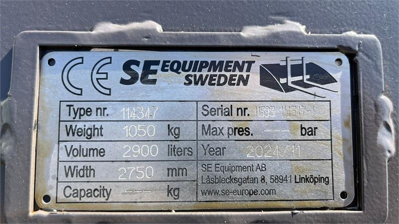 SE AB 2,9m3 skovl med Volvo beslag på. Den er 2.75 - Κουβας για Κατασκευή μηχανήματα: φωτογραφία 3 SE AB 2,9m3 skovl med Volvo beslag på. Den er 2.75 - Κουβας για Κατασκευή μηχανήματα: φωτογραφία 3