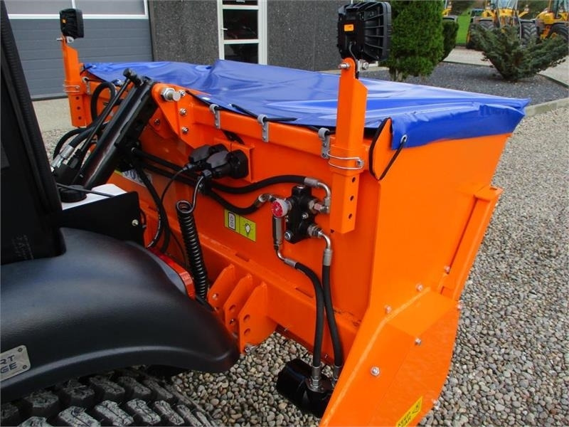 Δημοτικό τρακτέρ Solis H26 HST SNOW EDITION med frontlift, front PTO, Var: φωτογραφία 6 Δημοτικό τρακτέρ Solis H26 HST SNOW EDITION med frontlift, front PTO, Var: φωτογραφία 6