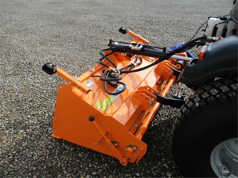 Δημοτικό τρακτέρ Solis H26 HST SNOW EDITION med frontlift, front PTO, Var: φωτογραφία 14 Δημοτικό τρακτέρ Solis H26 HST SNOW EDITION med frontlift, front PTO, Var: φωτογραφία 14