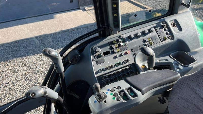 Τρακτέρ Valtra T130 med 3.5ton frontlift: φωτογραφία 10 Τρακτέρ Valtra T130 med 3.5ton frontlift: φωτογραφία 10