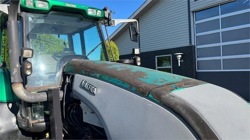 Τρακτέρ Valtra T130 med 3.5ton frontlift: φωτογραφία 17 Τρακτέρ Valtra T130 med 3.5ton frontlift: φωτογραφία 17