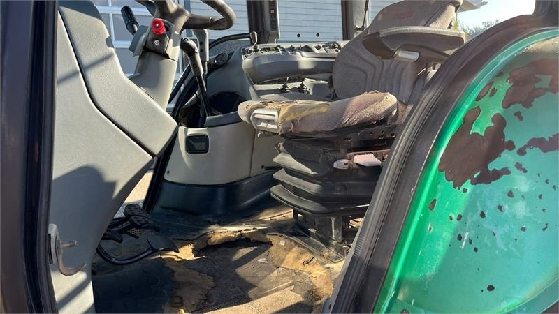 Τρακτέρ Valtra T130 med 3.5ton frontlift: φωτογραφία 8 Τρακτέρ Valtra T130 med 3.5ton frontlift: φωτογραφία 8