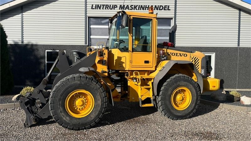 Volvo L70E Med hurtigskift og centralsmørring - Ελαστιχοφόρος φορτωτής: φωτογραφία 1 Volvo L70E Med hurtigskift og centralsmørring - Ελαστιχοφόρος φορτωτής: φωτογραφία 1