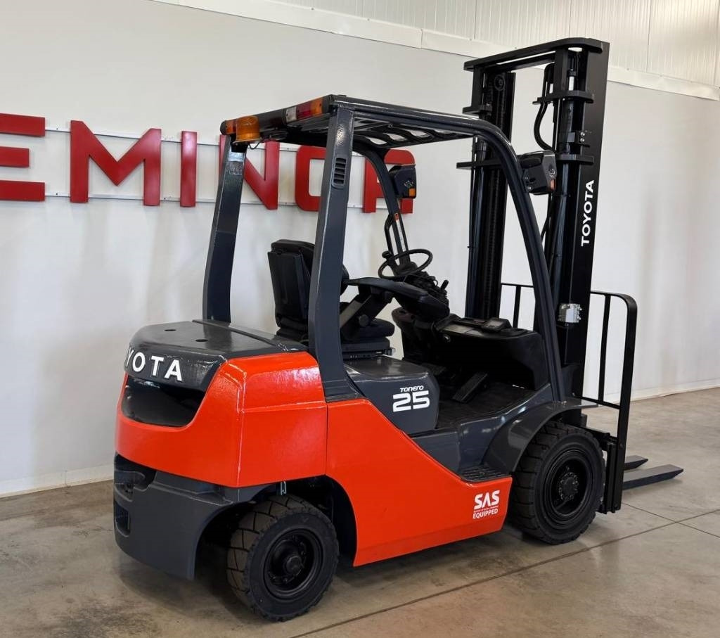 Toyota 10811 06-8FD25F - Πετρελαιοκίνητο περονοφόρο: φωτογραφία 3 Toyota 10811 06-8FD25F - Πετρελαιοκίνητο περονοφόρο: φωτογραφία 3