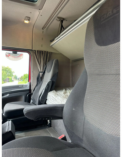 Τράκτορας DAF XF 460 !!6x2!! 182DKM!! euro6!!NL TRUCK 1 owner!!PTO!!: φωτογραφία 9
