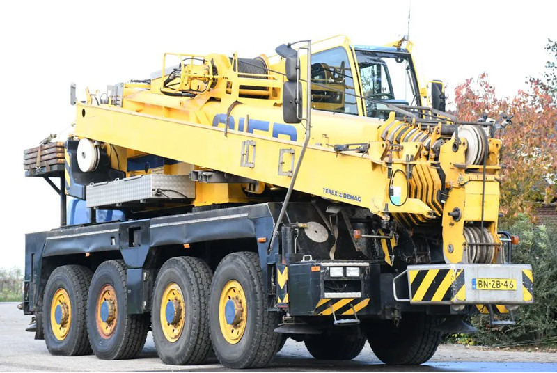 Demag AC60 CITY CLASS! Double cab!!8X8!! - Τηλεσκοπικός γερανός: φωτογραφία 1 Demag AC60 CITY CLASS! Double cab!!8X8!! - Τηλεσκοπικός γερανός: φωτογραφία 1