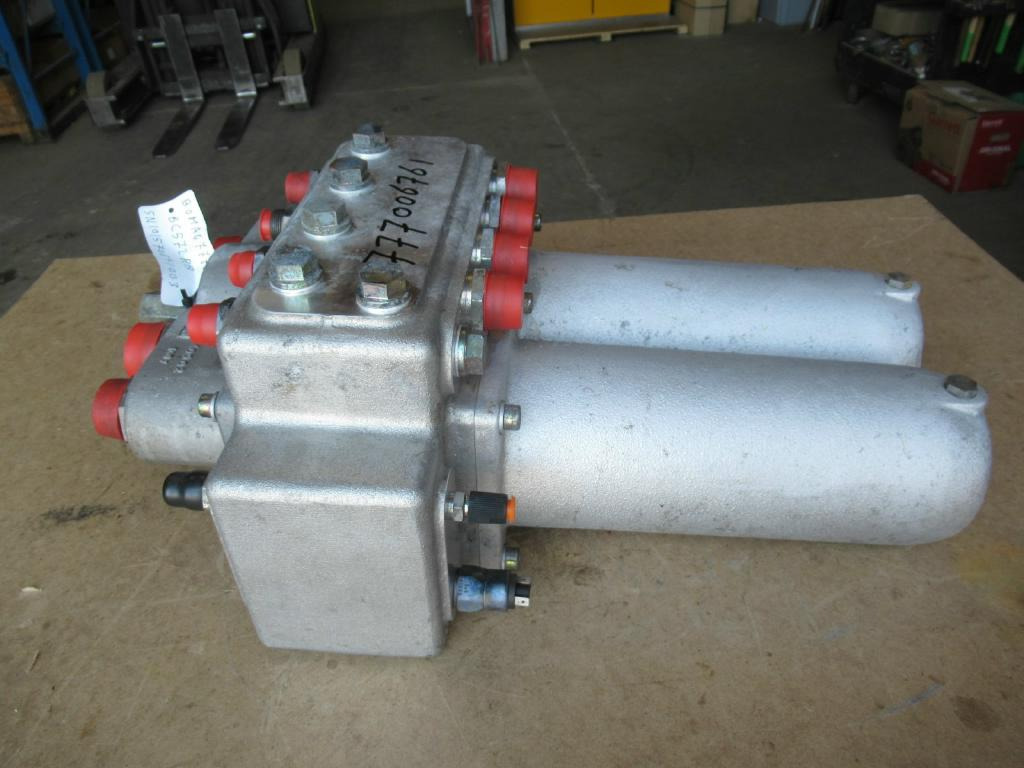 Bomag BC572RB - - Φίλτρο λαδιού για Κατασκευή μηχανήματα: φωτογραφία 1 Bomag BC572RB - - Φίλτρο λαδιού για Κατασκευή μηχανήματα: φωτογραφία 1