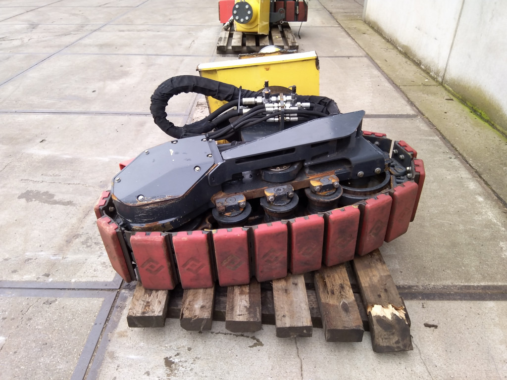 Bomag BM1000-35 - - Ανταλλακτικά συστήματος κύλισης για Κατασκευή μηχανήματα: φωτογραφία 2 Bomag BM1000-35 - - Ανταλλακτικά συστήματος κύλισης για Κατασκευή μηχανήματα: φωτογραφία 2