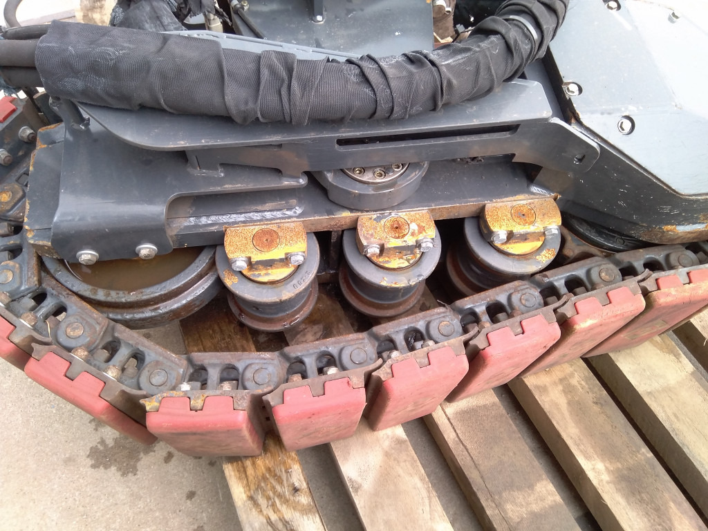 Bomag BM1000-35 - - Ανταλλακτικά συστήματος κύλισης για Κατασκευή μηχανήματα: φωτογραφία 4 Bomag BM1000-35 - - Ανταλλακτικά συστήματος κύλισης για Κατασκευή μηχανήματα: φωτογραφία 4