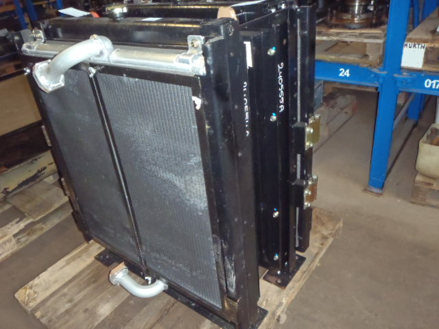 Case KRH1630 - LN00048 - Ενδιάμεσος ψύκτης για Γεωργικά μηχανήματα: φωτογραφία 1 Case KRH1630 - LN00048 - Ενδιάμεσος ψύκτης για Γεωργικά μηχανήματα: φωτογραφία 1