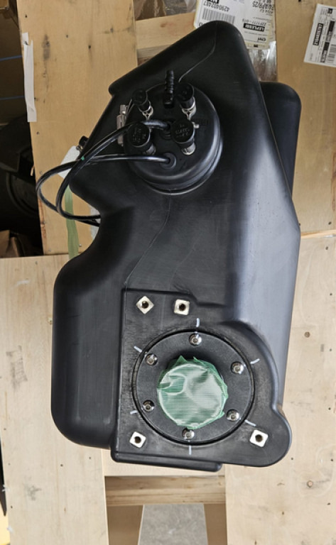 Case KRH21072 - Ρεζερβουάρ καυσίμου για Κατασκευή μηχανήματα: φωτογραφία 3 Case KRH21072 - Ρεζερβουάρ καυσίμου για Κατασκευή μηχανήματα: φωτογραφία 3