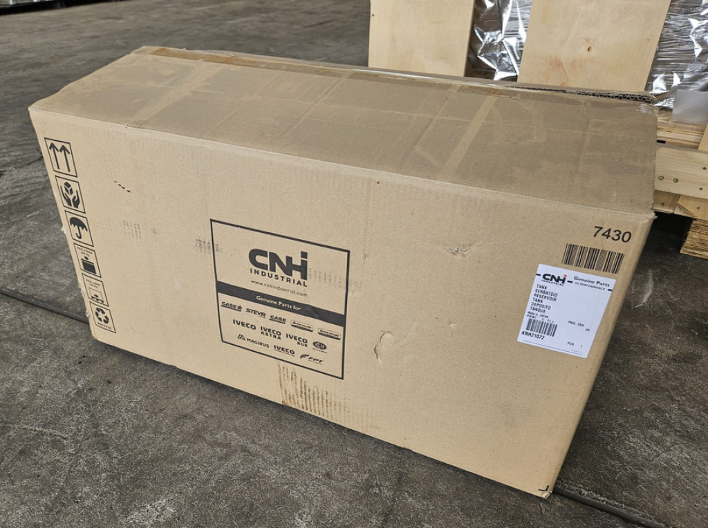 Case KRH21072 - Ρεζερβουάρ καυσίμου για Κατασκευή μηχανήματα: φωτογραφία 4 Case KRH21072 - Ρεζερβουάρ καυσίμου για Κατασκευή μηχανήματα: φωτογραφία 4